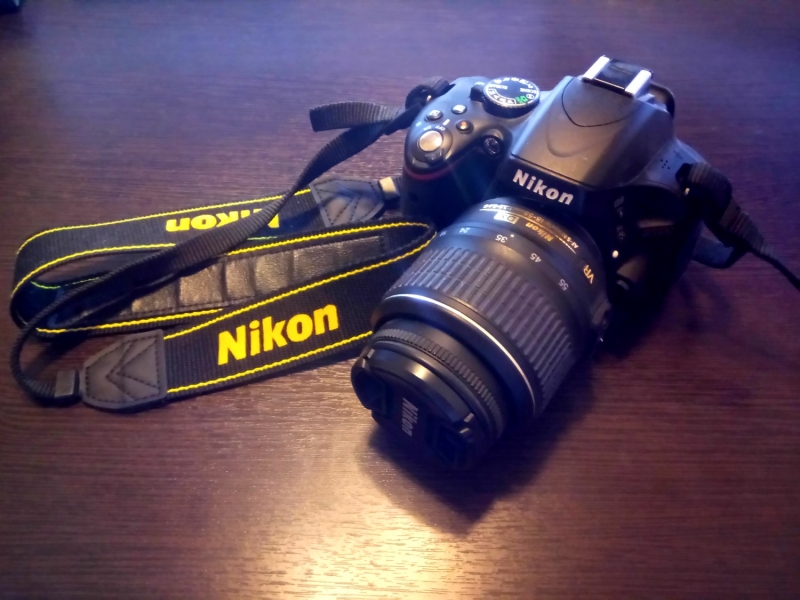Продам фотоаппарат Nikon D5100. Карта SD 4 GB в подарок!