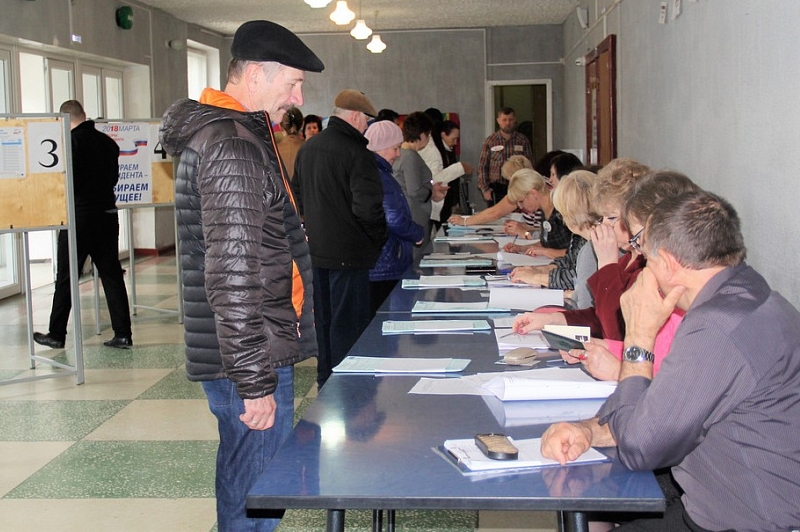 Явка избирателей на выборах в крае к 10.00 превысила 11%.