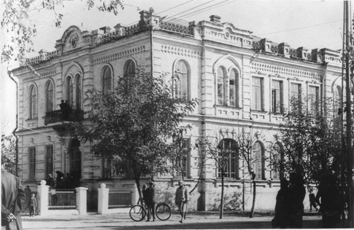 Здание Администрации Полтавского сельского поселения