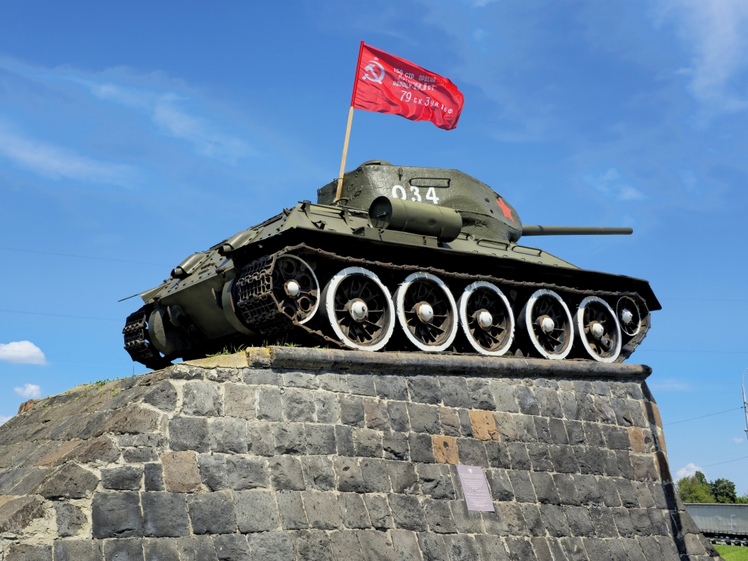 Танк Т-34 Полтавский