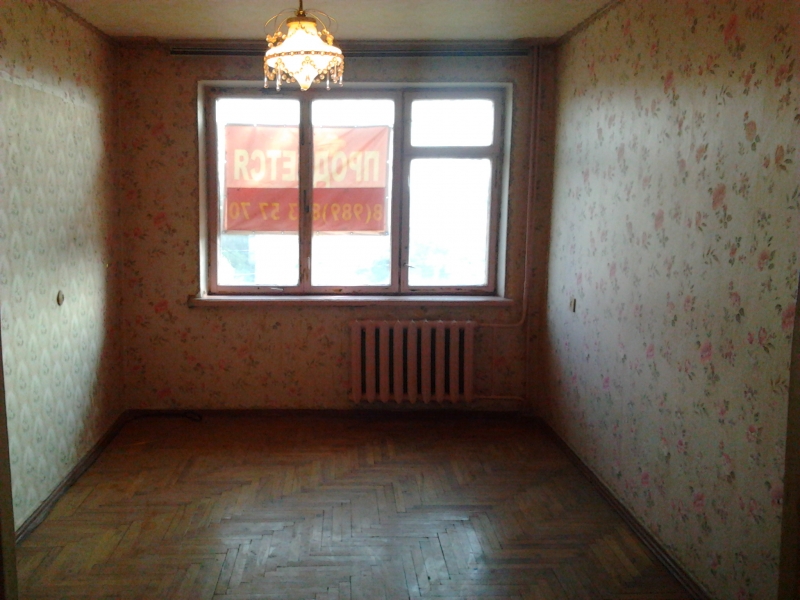 Продается 3-х комнатная квартира в центре станице Полтавской