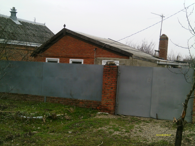 Продаётся жилой дом в ст. Марьянская 16 км. от Краснодара