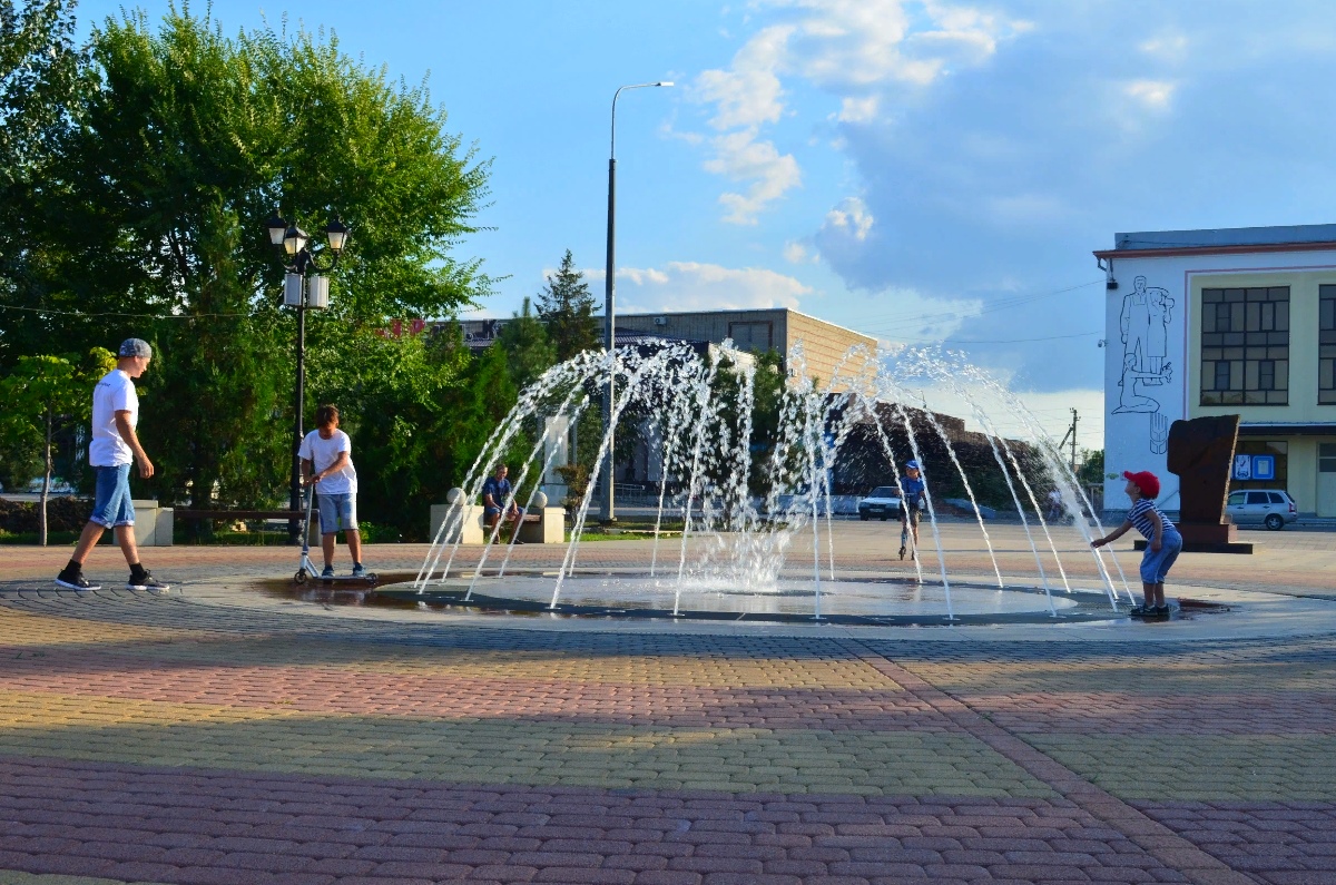 Музыкальный фонтан в станице Полтавской